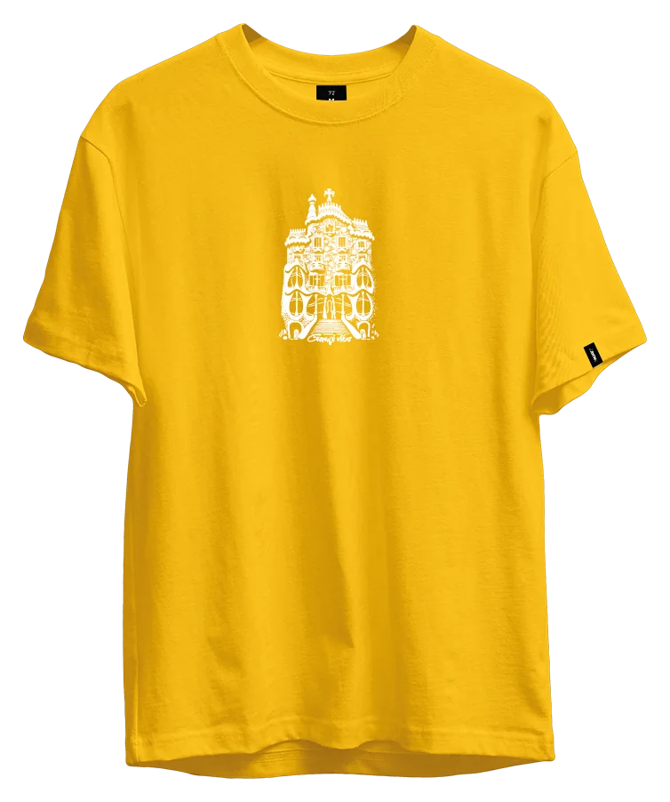 Gaudi tee, Barcelona, 2023