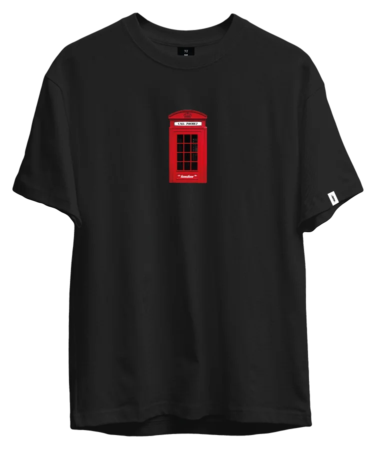 Phonebooth tee, London, 2023